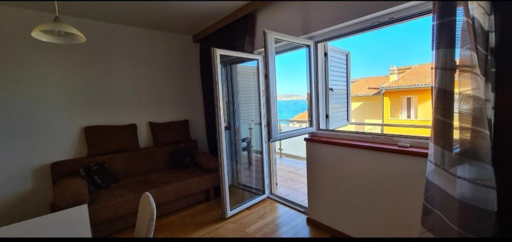 Apartmani Gizela Donji Seget Zimmer foto